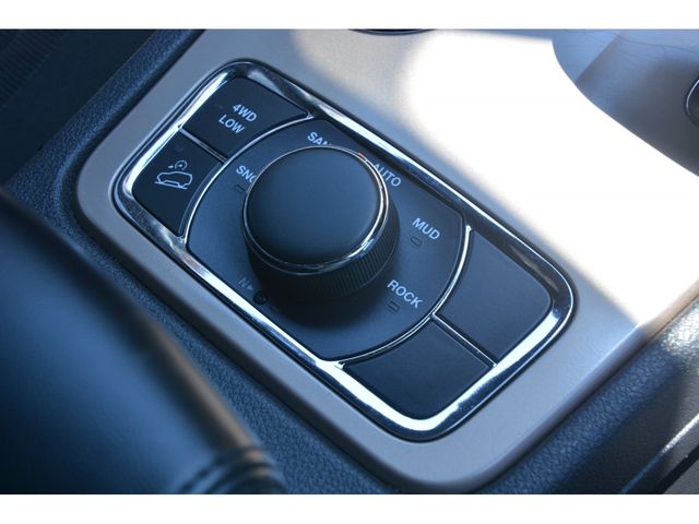 JEEP GRAND CHEROKEE 2016 Image 31