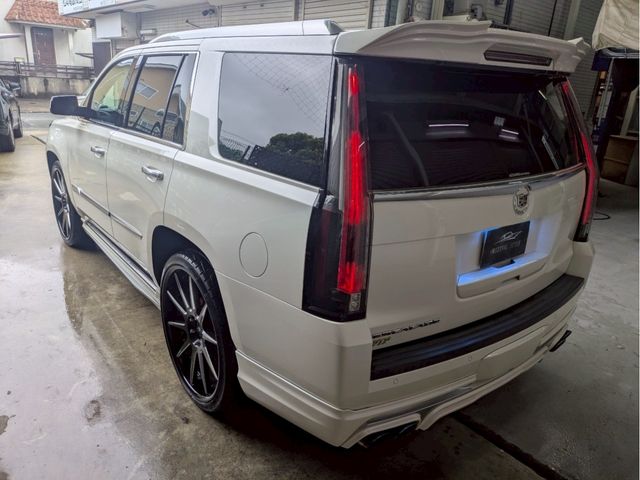 CADILLAC ESCALADE 0 Image 31