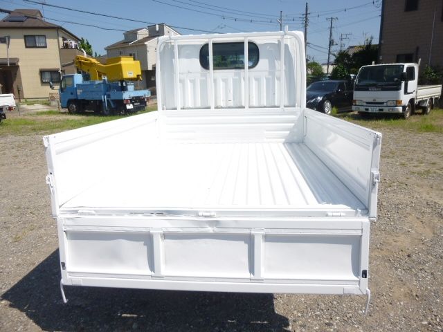 NISSAN ATLAS 2009 Image 31