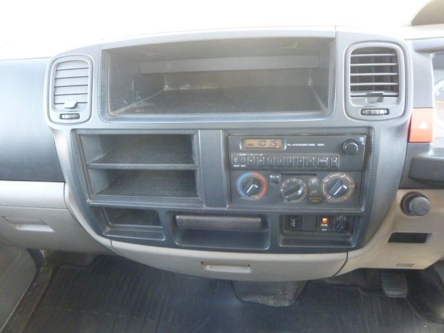 NISSAN ATLAS 2009 Image 31