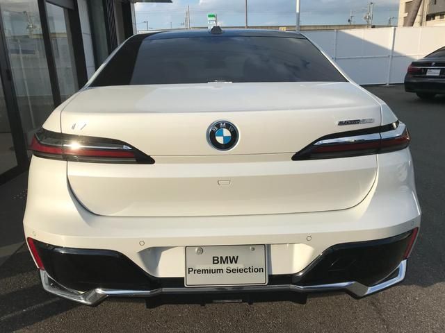 BMW I7 2024 Image 31