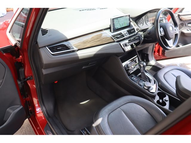 BMW 2SERIES GRAN TOU 2017 Image 31