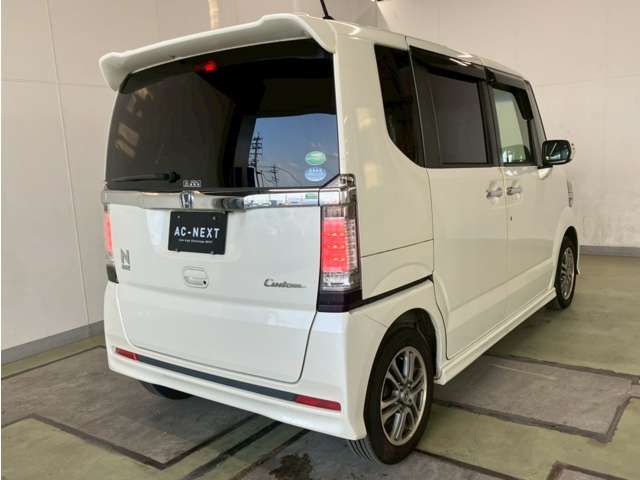 HONDA N BOX 2014 Image 31