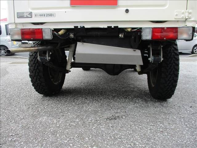 SUZUKI JIMNY 1984 Image 31