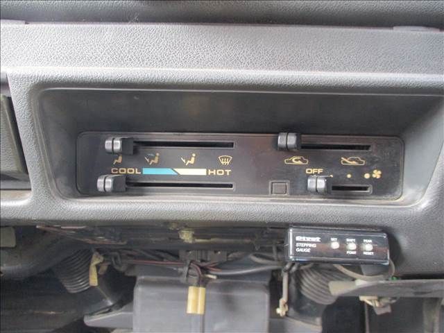 SUZUKI JIMNY 1984 Image 31