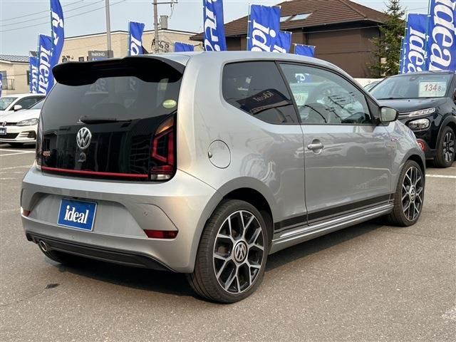 VOLKSWAGEN UP! 2019 Image 31