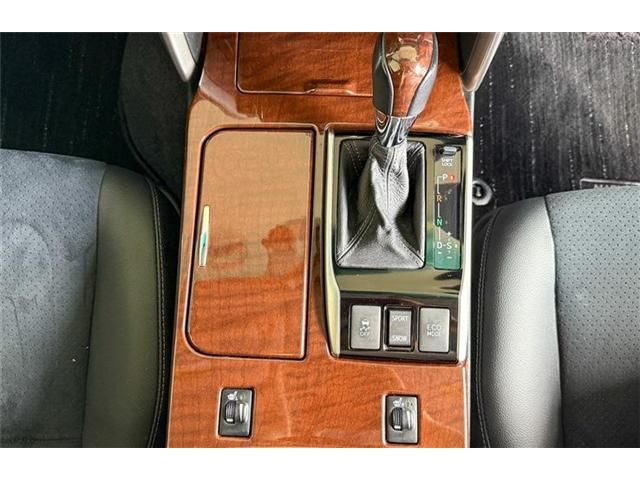 TOYOTA MARK X 2016 Image 31