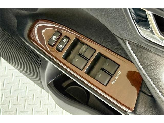 TOYOTA MARK X 2016 Image 31