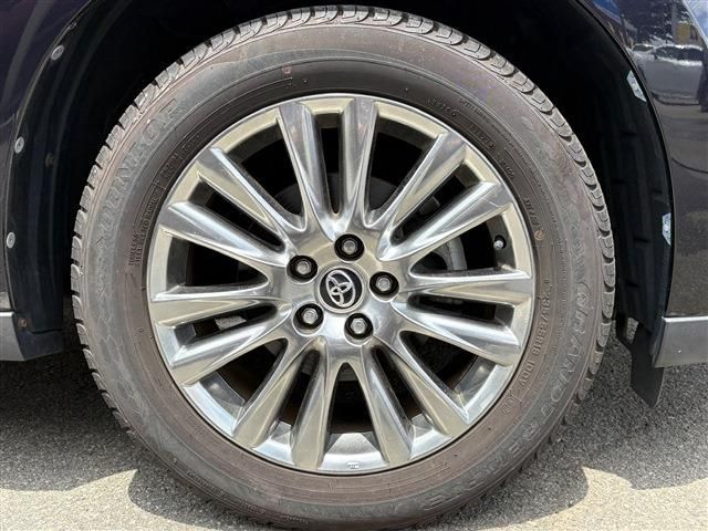 TOYOTA HARRIER HYBRID 2014 Image 31