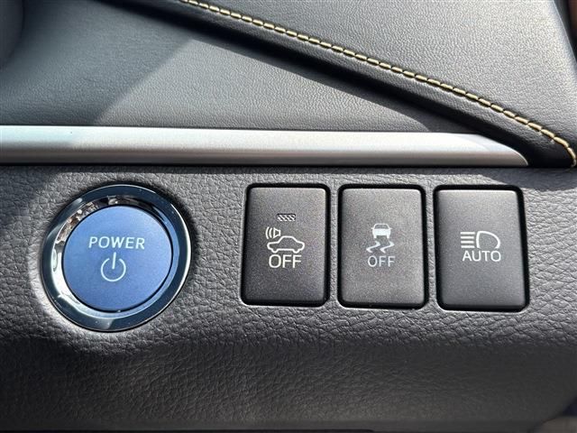 TOYOTA HARRIER HYBRID 2014 Image 31