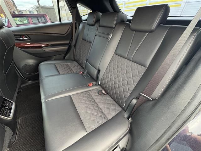 TOYOTA HARRIER HYBRID 2014 Image 31