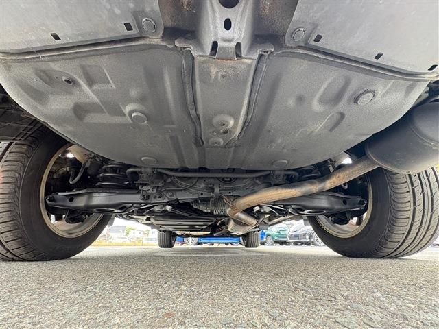 TOYOTA HARRIER HYBRID 2014 Image 31