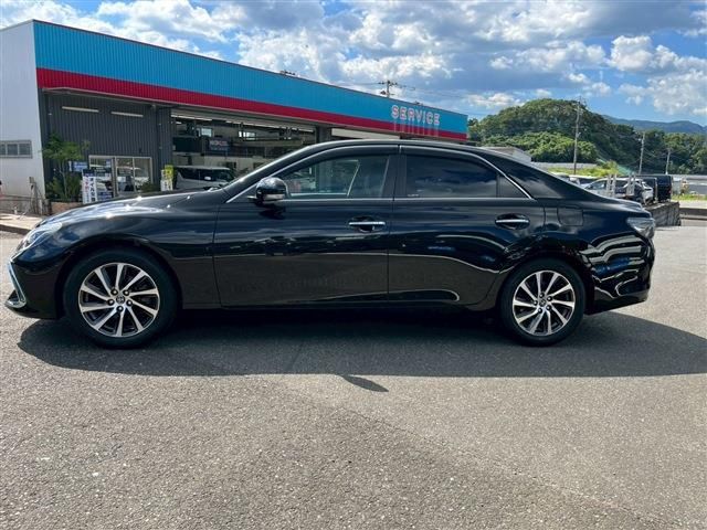 TOYOTA MARK X 2018 Image 31