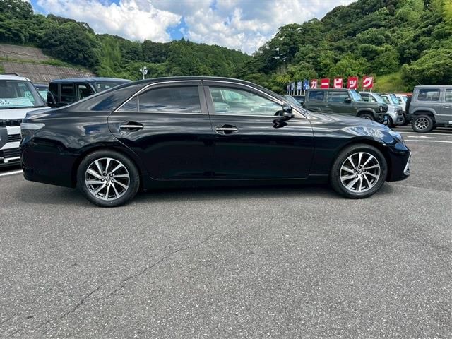 TOYOTA MARK X 2018 Image 31