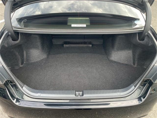 TOYOTA MARK X 2018 Image 31