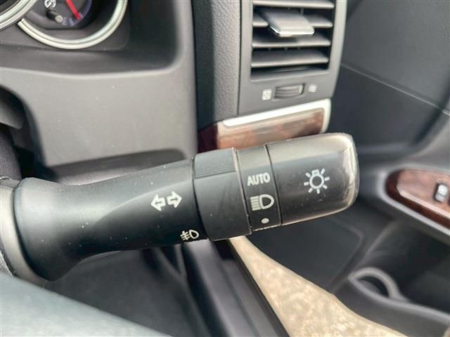 TOYOTA MARK X 2018 Image 31