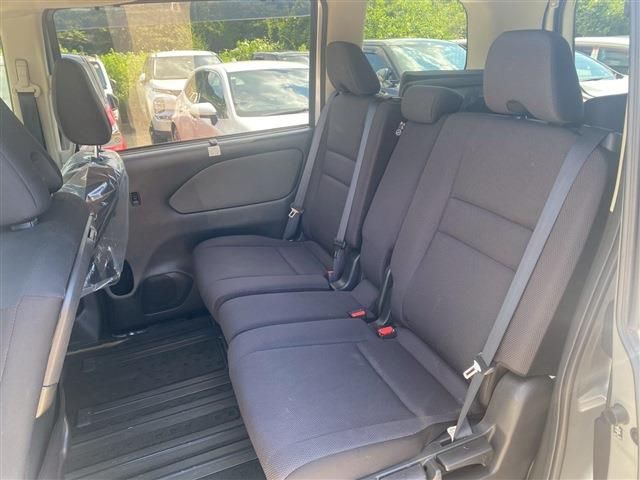 NISSAN SERENA  S-HYBRID 2018 Image 31