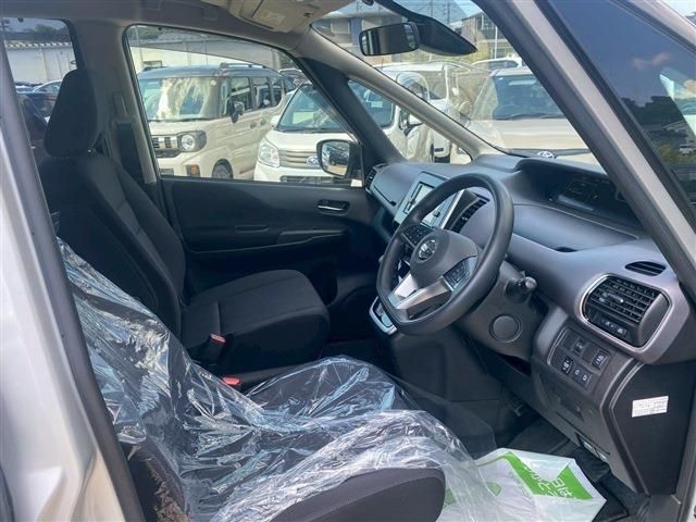 NISSAN SERENA  S-HYBRID 2018 Image 31