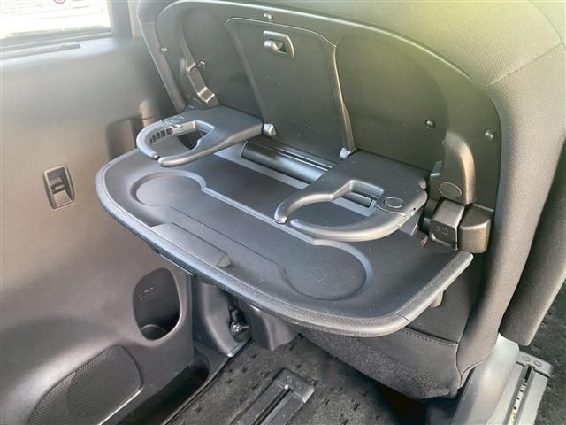 NISSAN SERENA  S-HYBRID 2018 Image 31