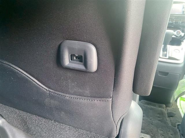 NISSAN SERENA  S-HYBRID 2018 Image 31