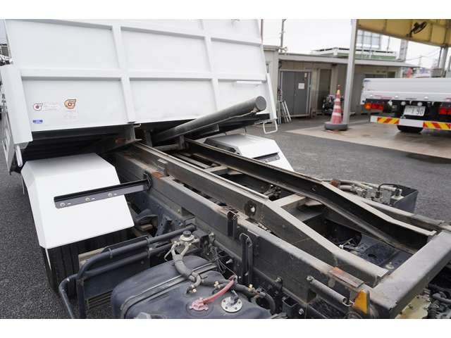 ISUZU ELF 2017 Image 31