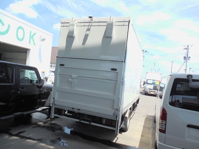 NISSAN ATLAS 2010 Image 31