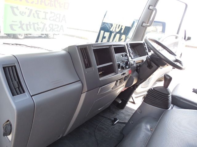 NISSAN ATLAS 2010 Image 31