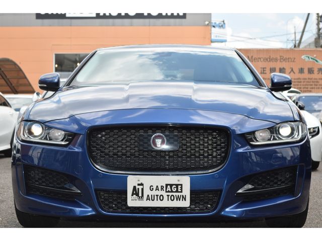 JAGUAR XESERIES 2016 Image 31