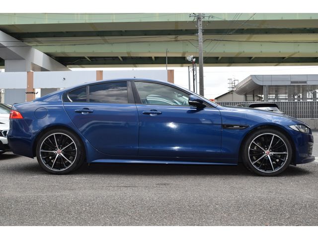 JAGUAR XESERIES 2016 Image 31