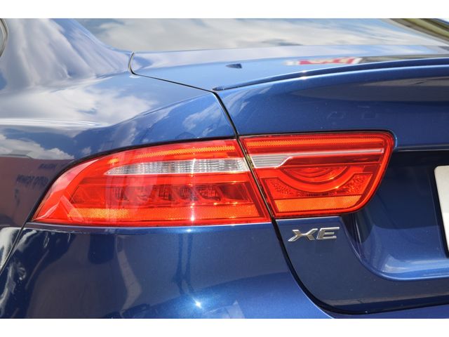 JAGUAR XESERIES 2016 Image 31