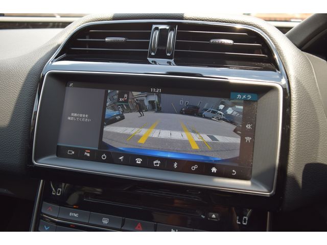 JAGUAR XESERIES 2016 Image 31