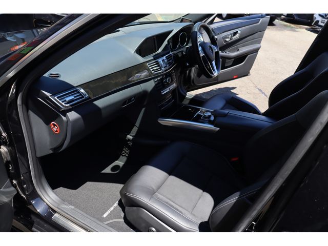MERCEDES BENZ E CLAS 2014 Image 31
