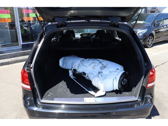 MERCEDES BENZ E CLAS 2014 Image 31