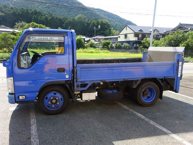 ISUZU ELF 2013 Image 31