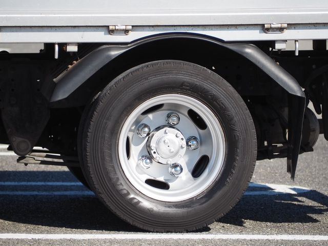 MITSUBISHI CANTER 2011 Image 31