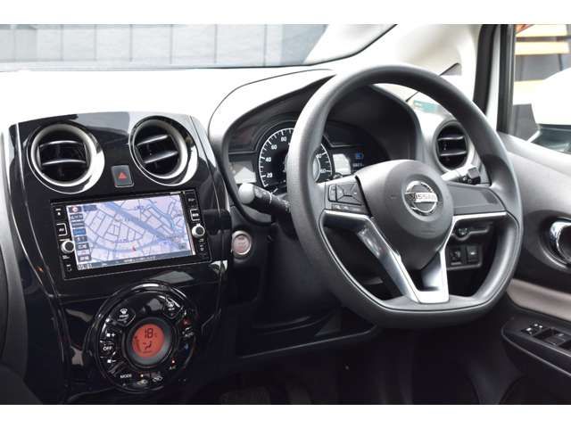 NISSAN NOTE 2017 Image 31