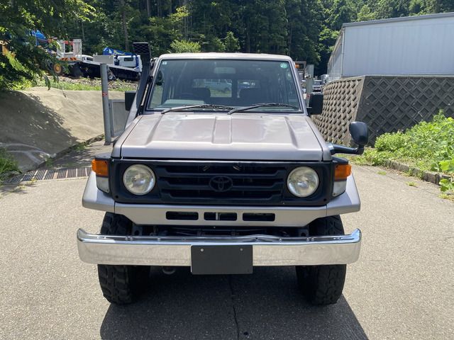 TOYOTA LANDCRUISER VAN 2001 Image 31