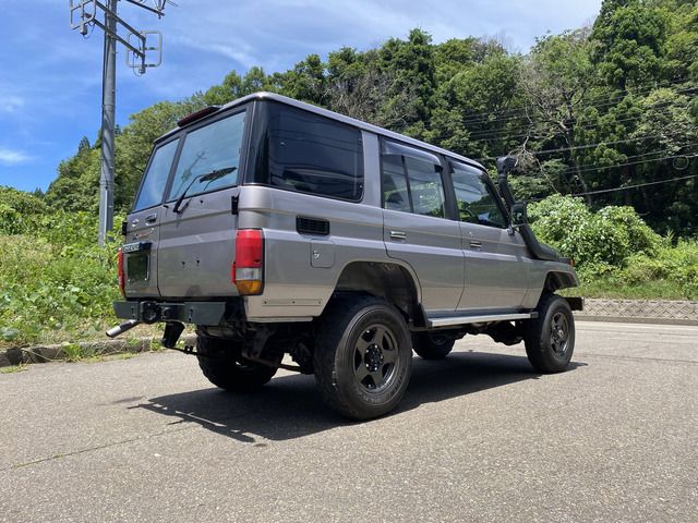 TOYOTA LANDCRUISER VAN 2001 Image 31