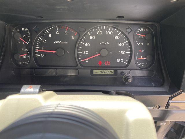 TOYOTA LANDCRUISER VAN 2001 Image 31