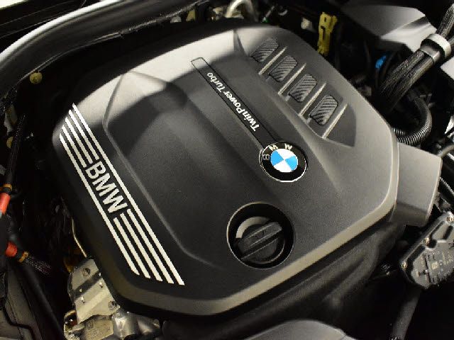 BMW 3SERIES SEDAN 2019 Image 31