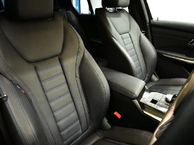 BMW 3SERIES SEDAN 2019 Image 31