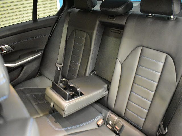 BMW 3SERIES SEDAN 2019 Image 31