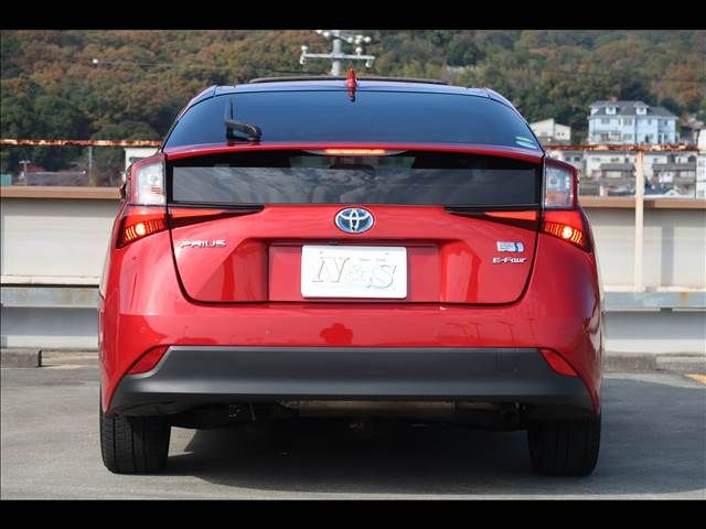 TOYOTA PRIUS 4WD 2020 Image 31