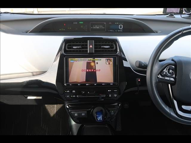 TOYOTA PRIUS 4WD 2020 Image 31