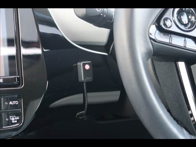 TOYOTA PRIUS 4WD 2020 Image 31