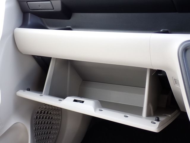 TOYOTA PASSO 2018 Image 31