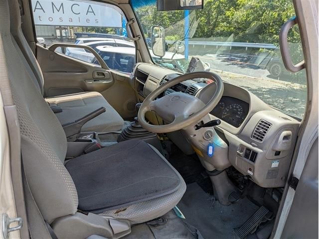 TOYOTA TOYOACE 2005 Image 31