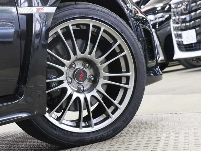 SUBARU IMPREZA WRX 5DOOR 2013 Image 31