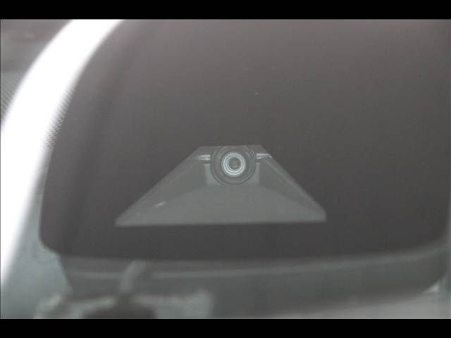 TOYOTA PRIUS 2017 Image 31