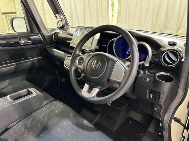 HONDA N BOX CUSTOM 2013 Image 31